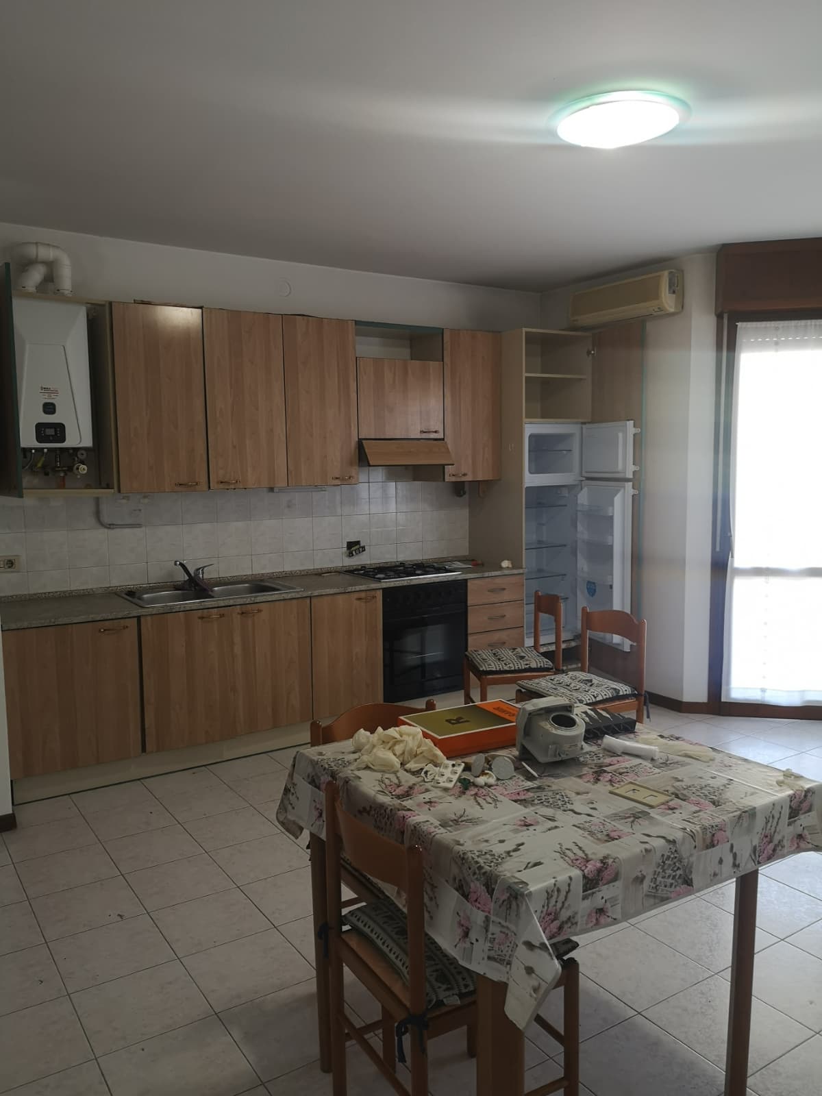 Sala da pranzo prima della ristrutturazione